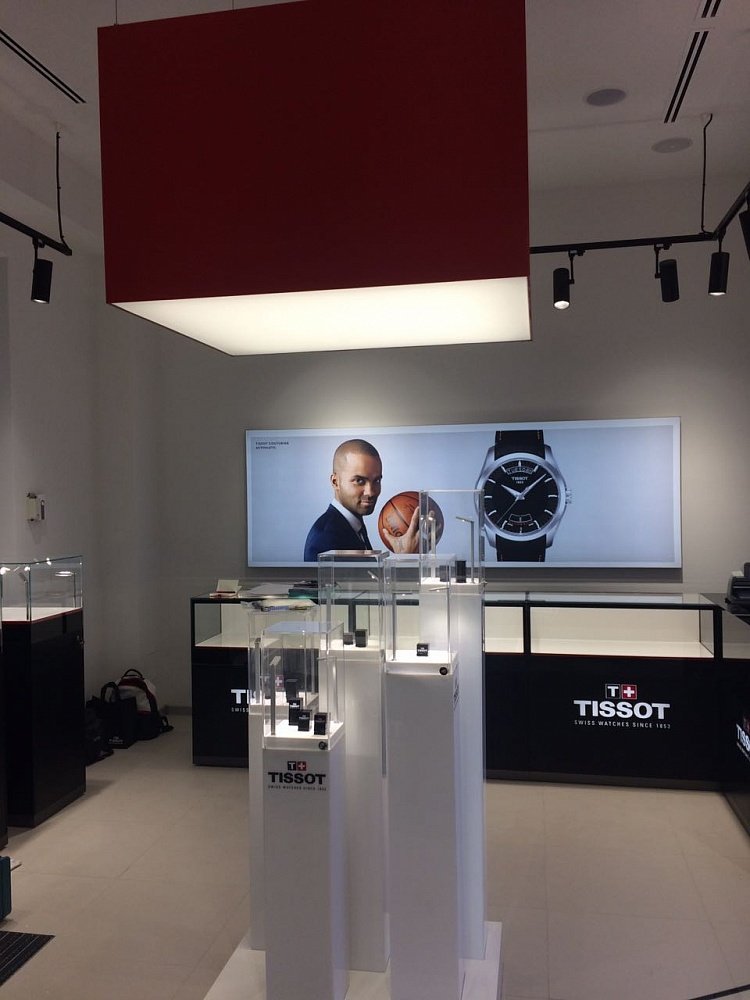 Освещение магазина швейцарских наручных часов Tissot