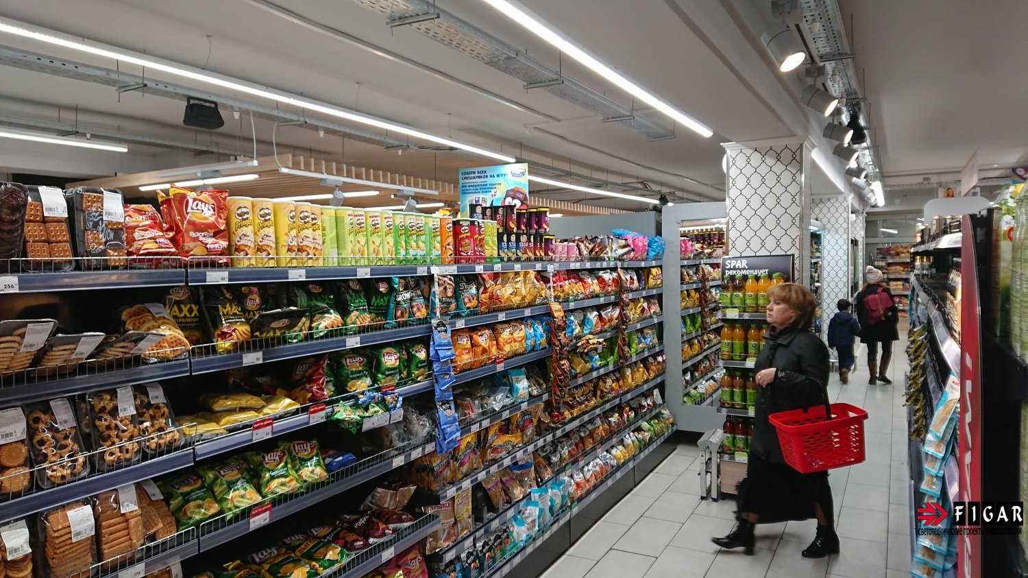Оформление освещения в супермаркете "EUROSPAR"